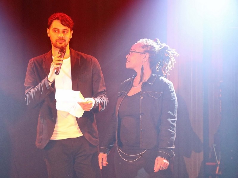 Animateur micro Lyon spectacle